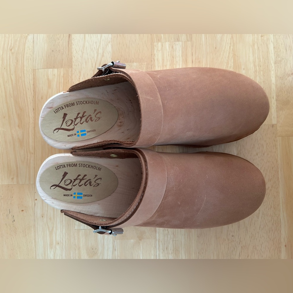 Lotta Low Clogs in Oiled Nubuck - Picture 4 of 7